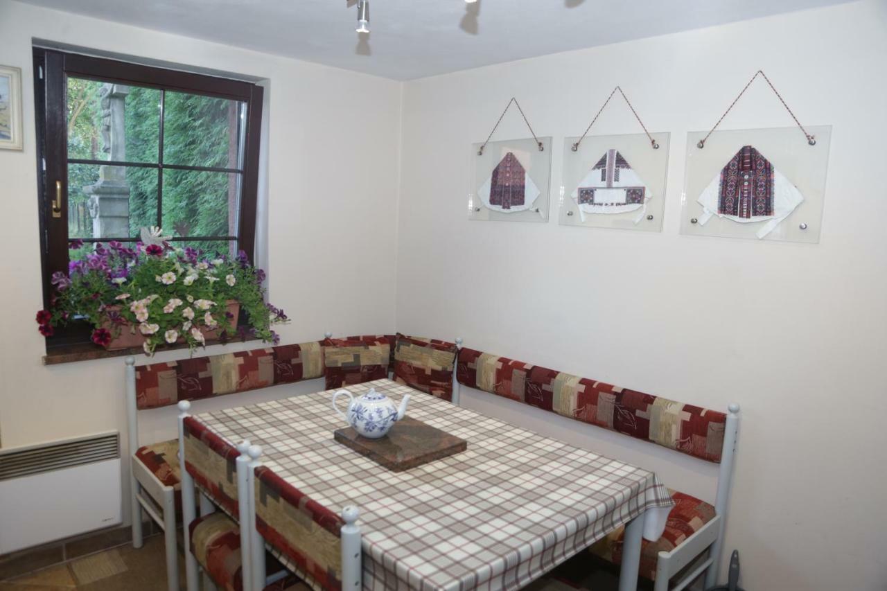 Apartman Kristina Ivachnová 49 Bešeňová Esterno foto